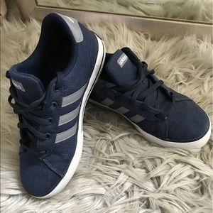 MOVING SALE✨ ADIDAS NAVY AND GREY- barely worn
