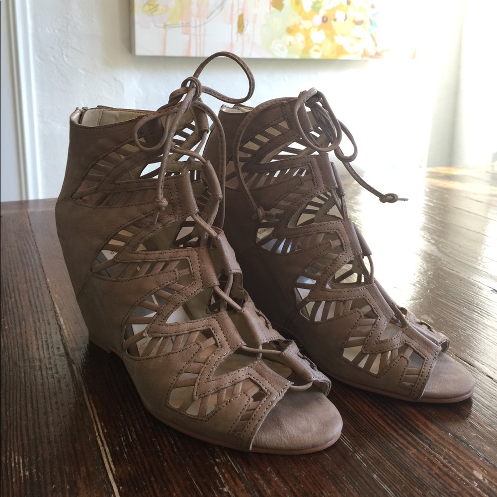 Dolce Vita shandy wedges