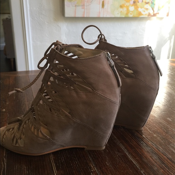 Dolce Vita shandy wedges - Picture 5 of 7