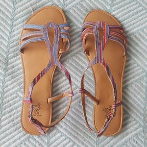 BLACK POPPY • SANDALS • SIZE 8