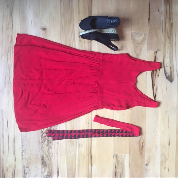 Audrey Red Dress with Tie Belt - Picture 3 of 4