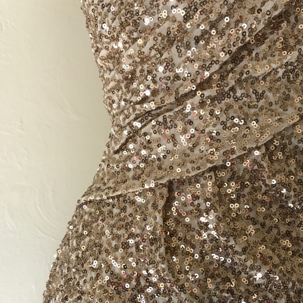 CALVIN KLEIN gold sequin dress - Picture 5 of 8