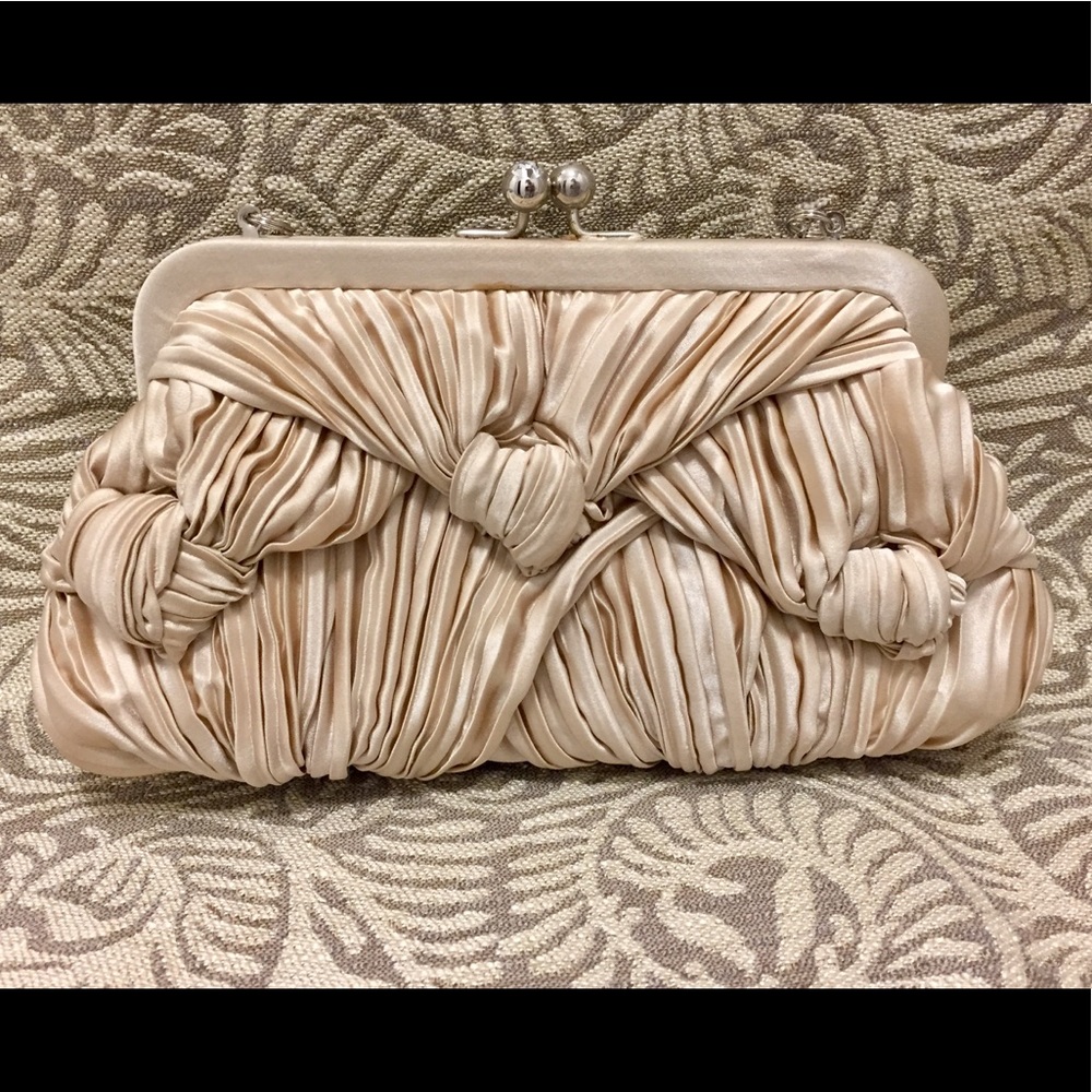 Franchi 'Courtney' Silk Clutch