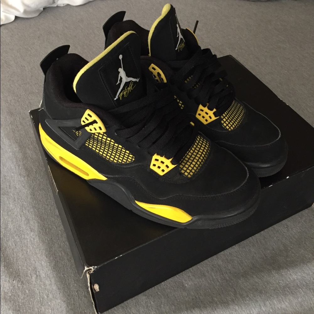 AIR JORDAN 4 RETRO LS "THUNDER" 2012 RELEASE