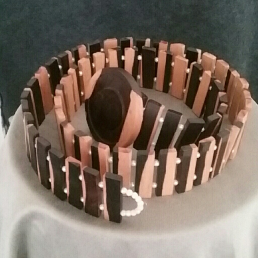 Belt - Picture 2 of 2