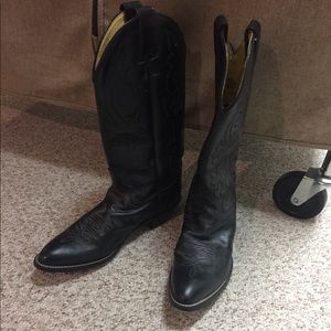 Justin Black Cowboy Boots