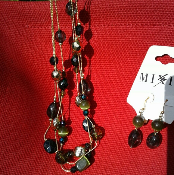 Mix-it necklace/earring set - Picture 1 of 3