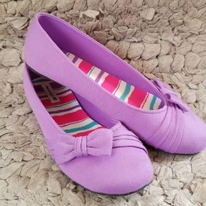 Lavender bow shoes