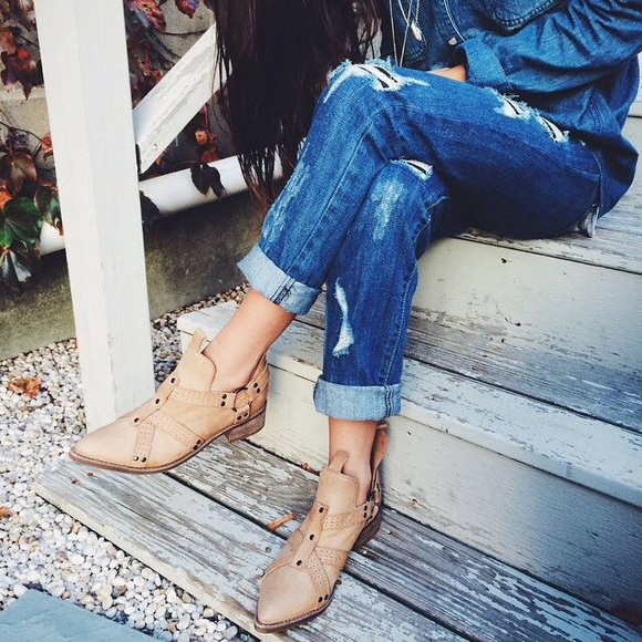 NIB Tan Hardcore Harness Vegan Ankle Boot - Picture 4 of 8