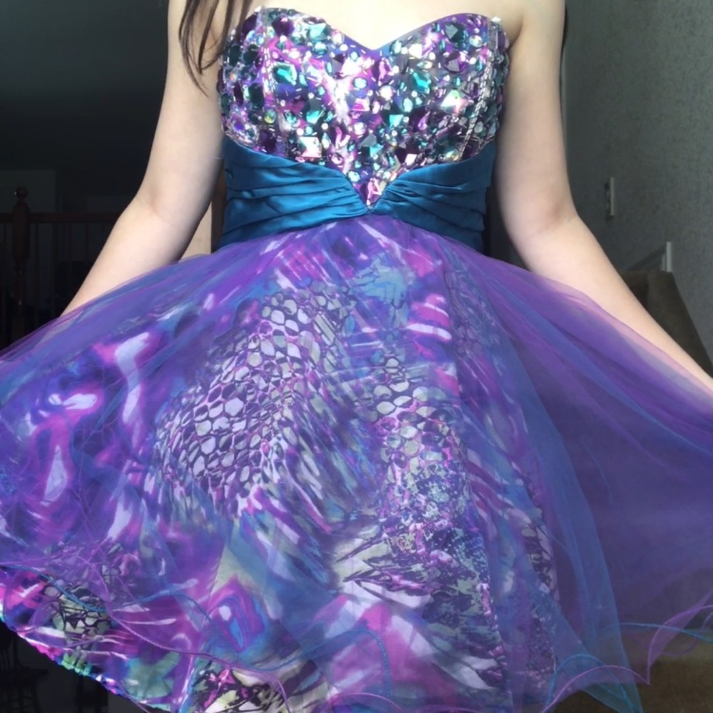 Gorgeous Strapless Bedazzled Party Dress