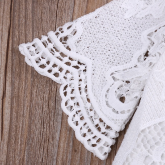 Pretty lace onesie for baby girl 9-12 mo. - Picture 4 of 4