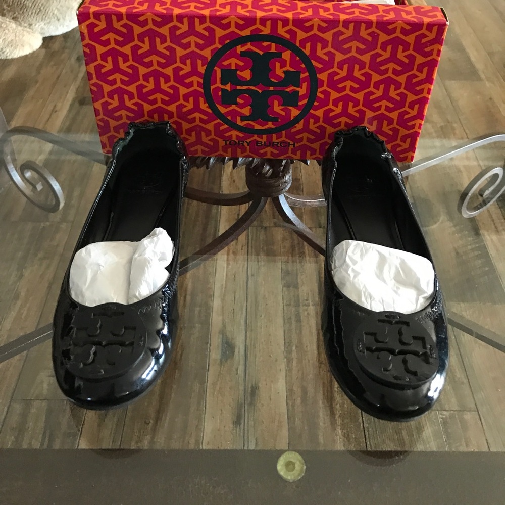 Tory Burch black patent leather reva ballet flats