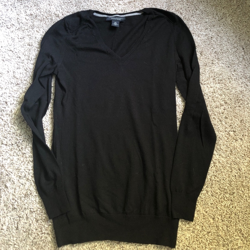 Black v-neck sweater