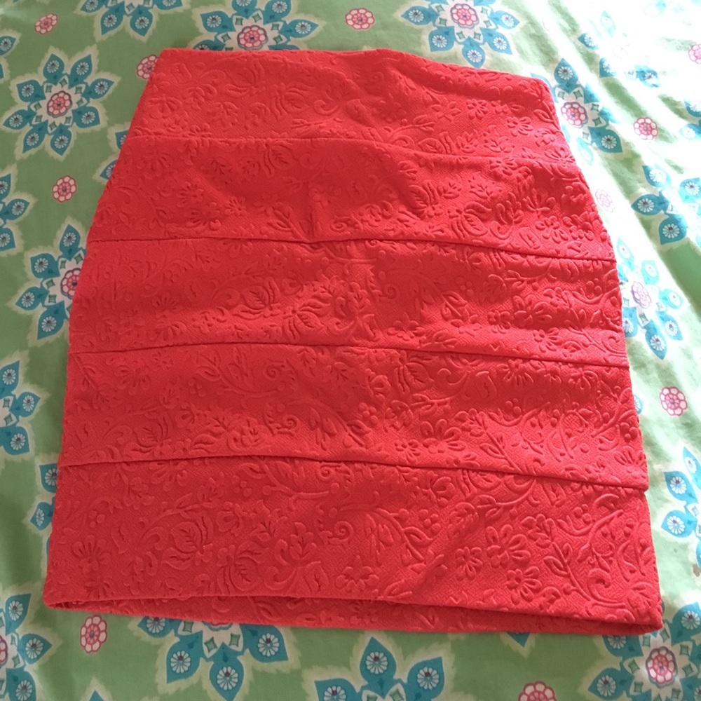 Coral skirt