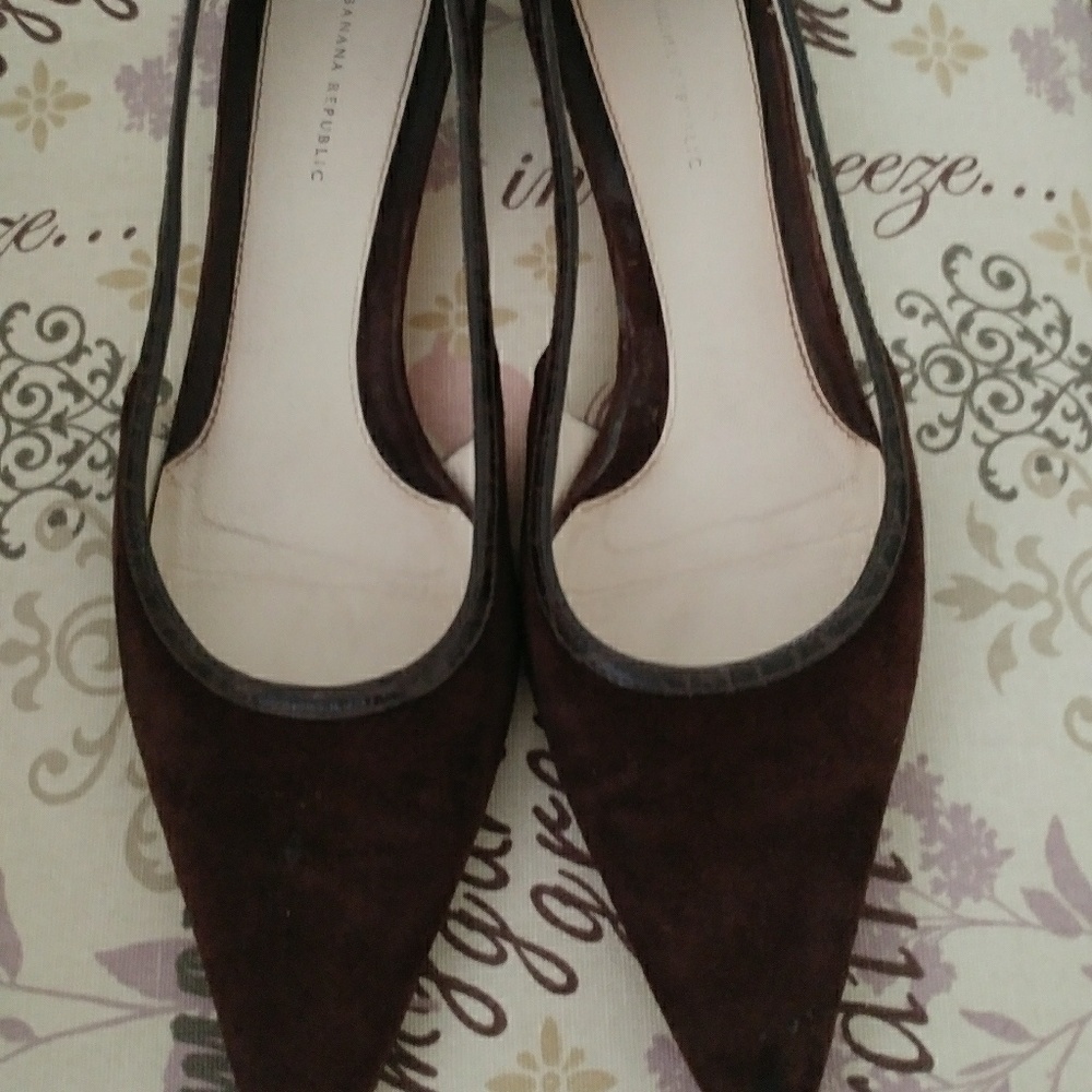 Banana republic flats