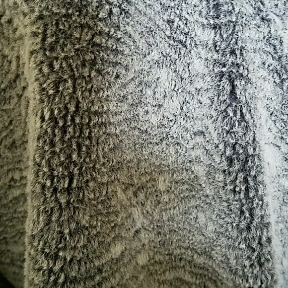 Comme Du Vrai (CDV Paris) faux fur jacket - Picture 3 of 6