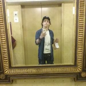 Meet your Posher, Joe