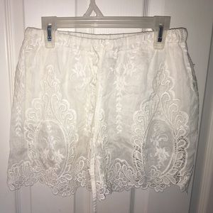 South Moon Under white lace shorts