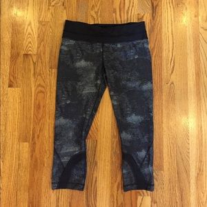 Lululemon Inspire Crop black/grey
