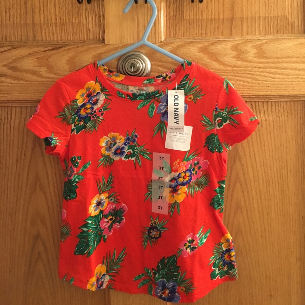 Old Navy girls Tee 3T. 100% cotton.