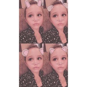 Meet your Posher, Ellie