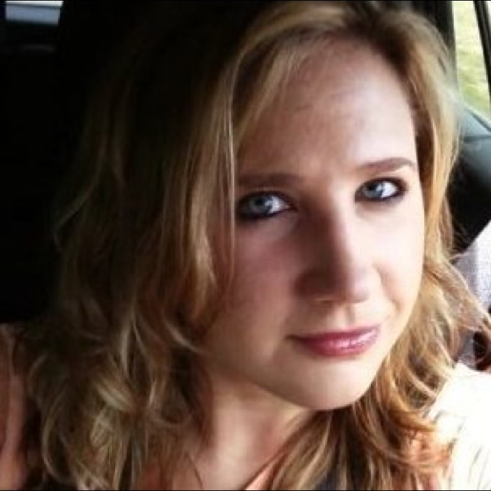 Meet your Posher, Tiffany