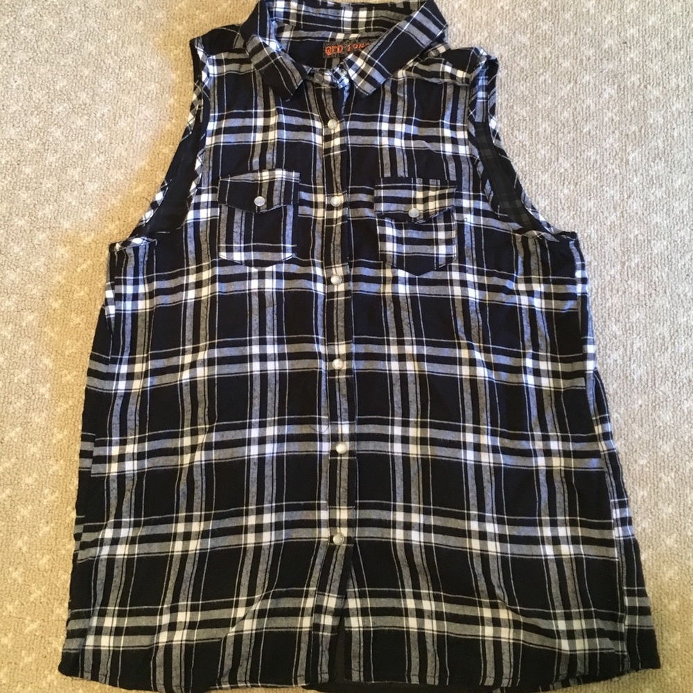 QED LONDON Plaid Vest Type Shirt