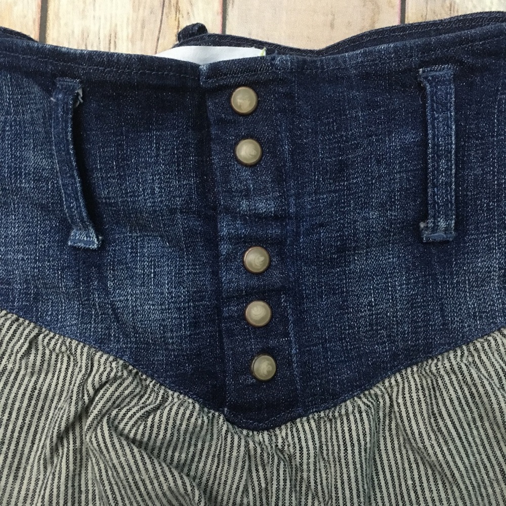 BCBGeneration Mini Ruffle Skirt - Picture 4 of 7