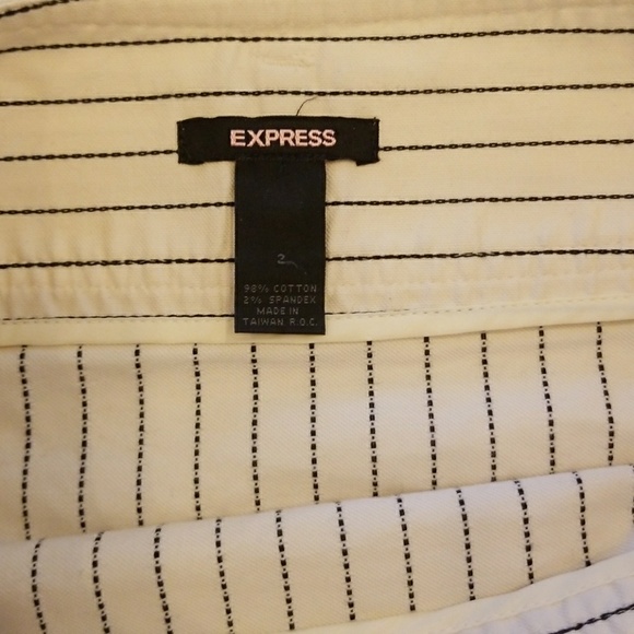 Pinstriped mini skirt - Picture 2 of 3