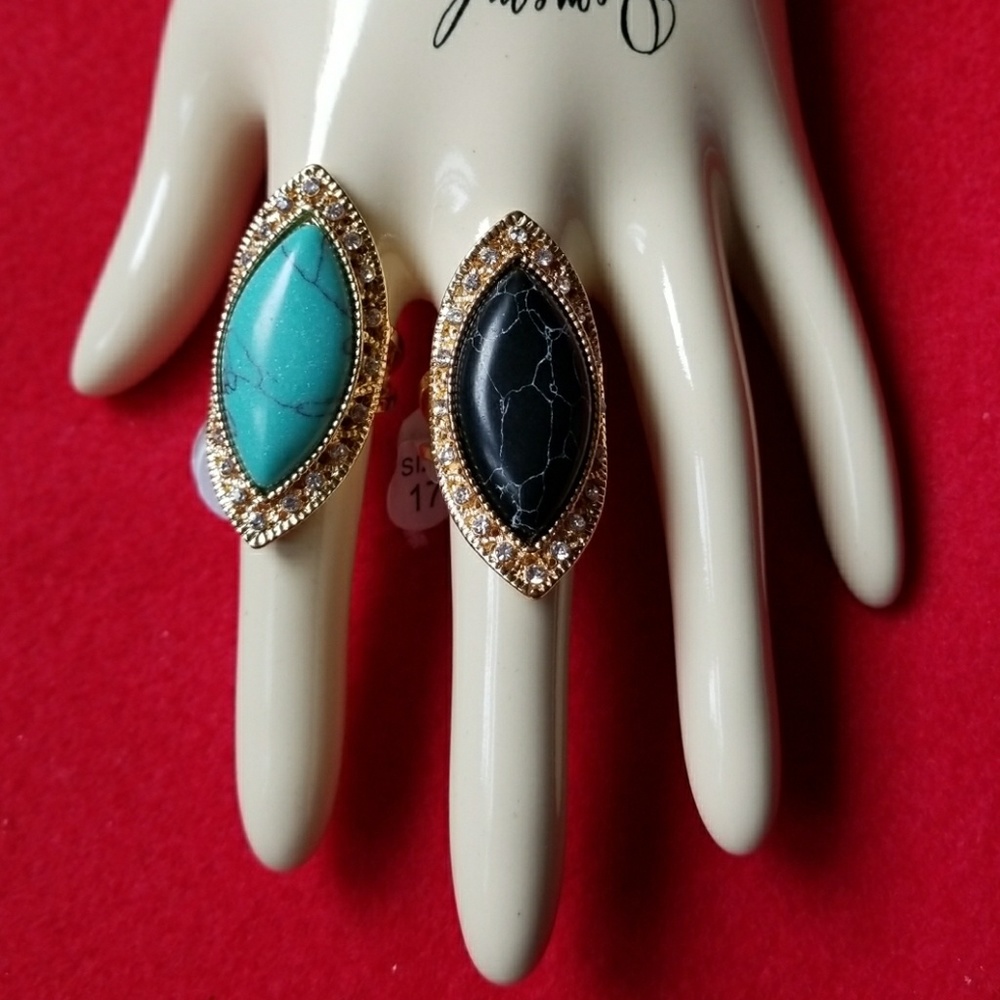 SALE:Bundle of 2 Gem with clear Stones Ring