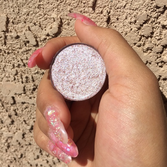 🦄 Glitz & Bam Handmade Pressed Highlighter 🦄 - Picture 2 of 5