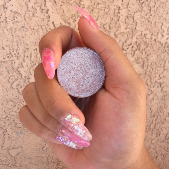 🦄 Glitz & Bam Handmade Pressed Highlighter 🦄 - Picture 3 of 5