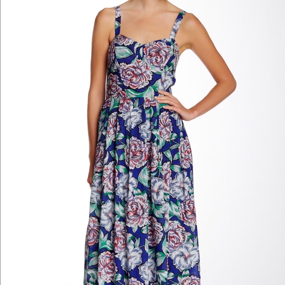 French connection Bonita floral maxi🌸🌺small
