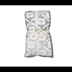 Burts Bees Grey Quilt