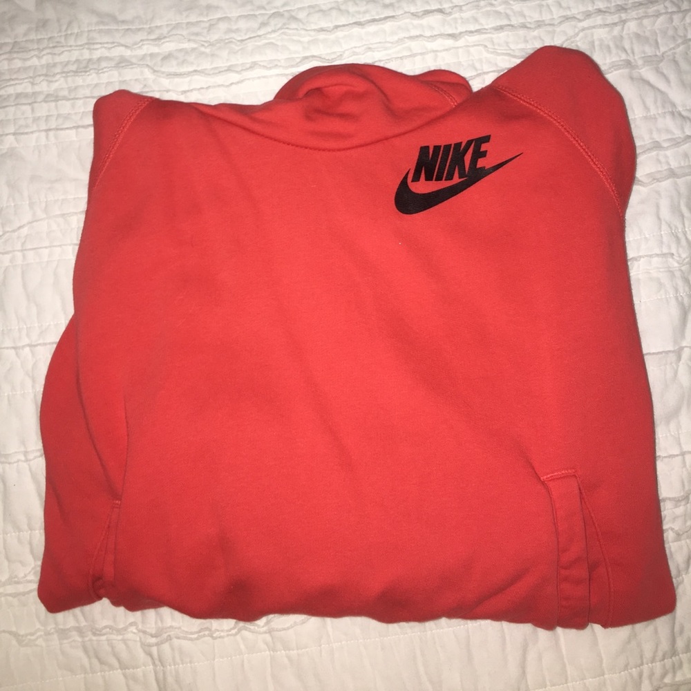 nike hoodie