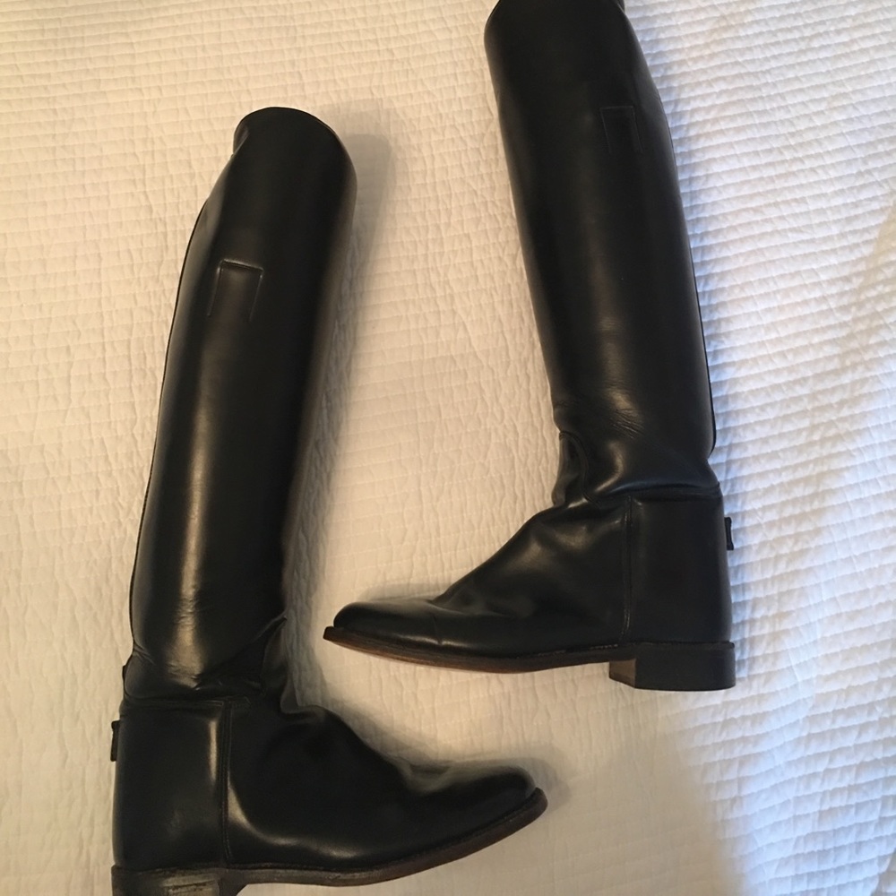 Black English riding boots