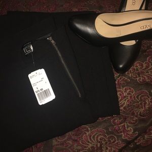 NWT Long Woven Cute Pants.