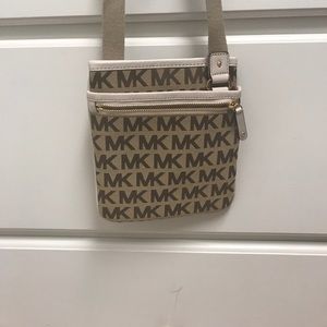 Michael Kors Crossbody Bag
