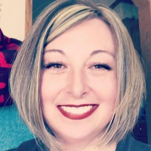 Meet your Posher, Tonya