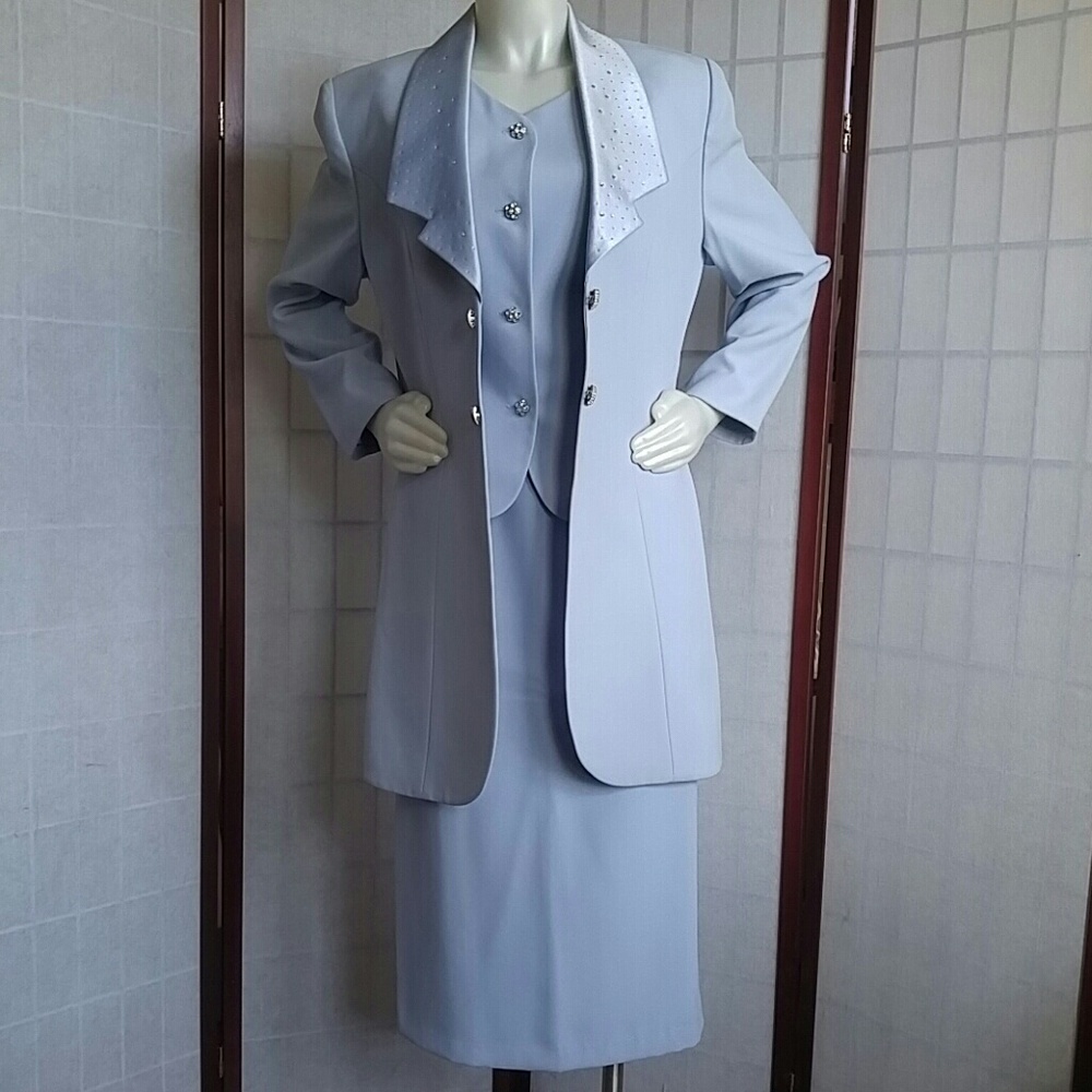 Suit...3 piece Skirt Suit