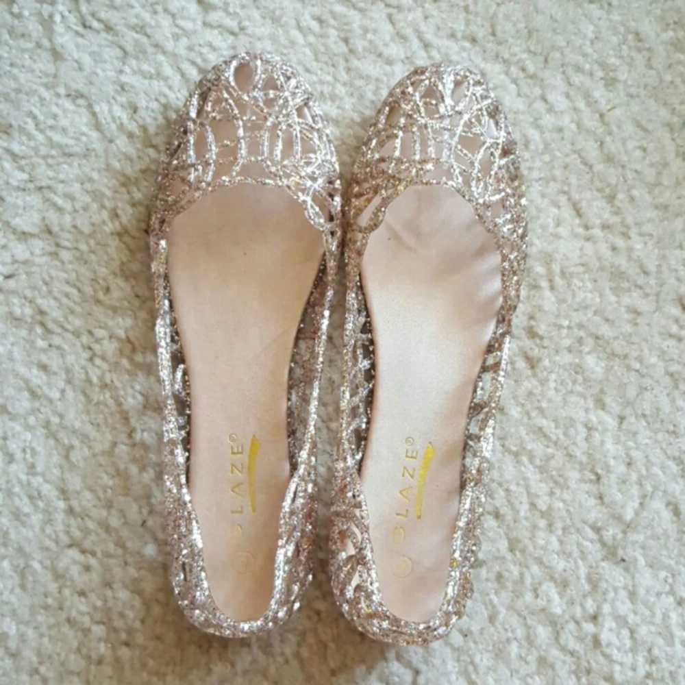 Women's silver and gold sparkly jellies size 8