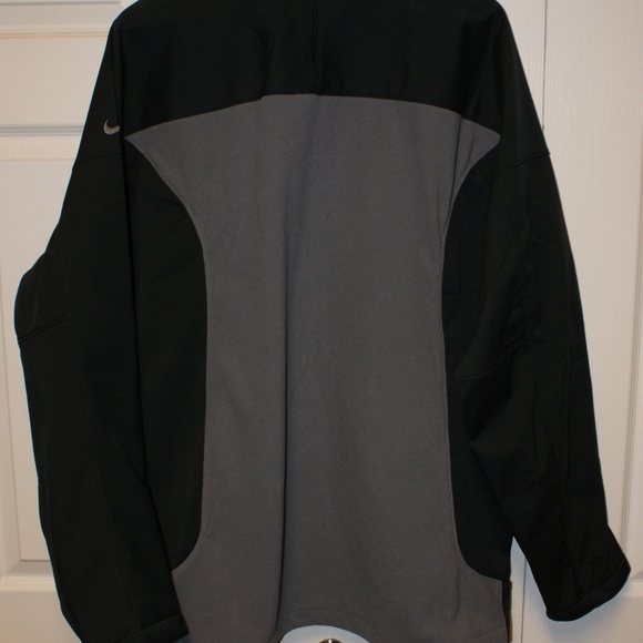 Nike Full Zip Jacket sz XL....NWT - Picture 5 of 5