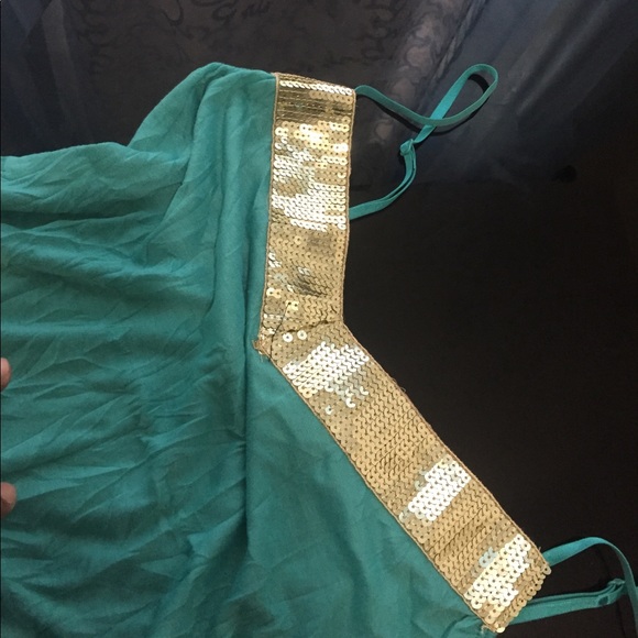 Top - Picture 4 of 4