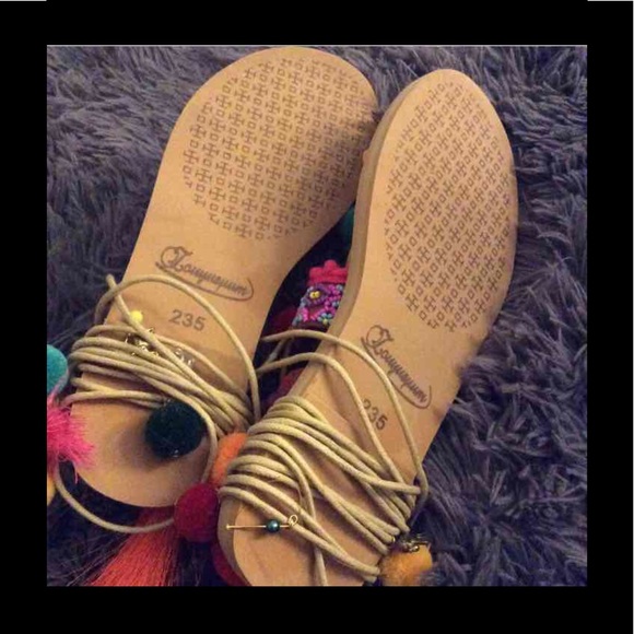 Handmade boho sandals - Picture 4 of 5