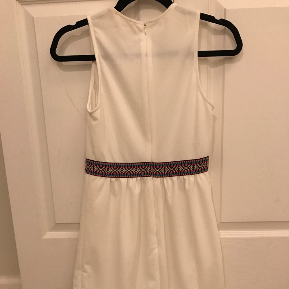 Dress - Picture 4 of 5