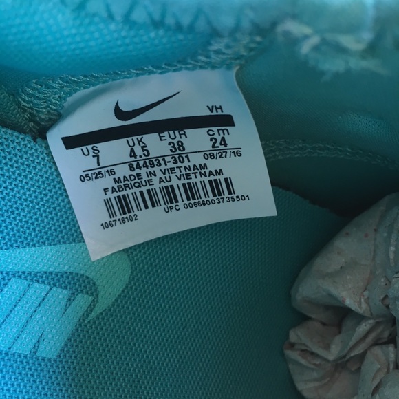Nike Washed Teal Roshe Two - Picture 7 of 8