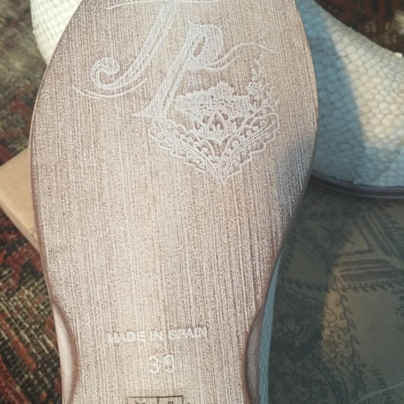 NEW FREE PEOPLE Royale Flat Boot Shoe textured - Picture 2 of 5