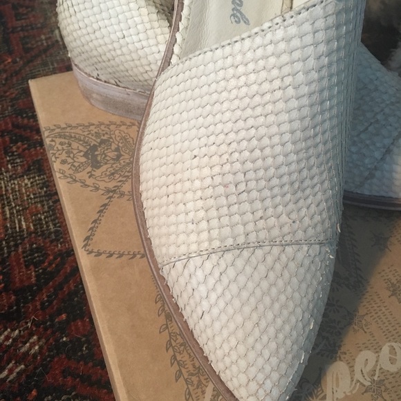 NEW FREE PEOPLE Royale Flat Boot Shoe textured - Picture 3 of 5