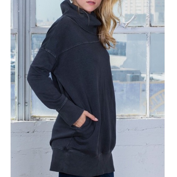 The Erin Tunic - Picture 2 of 3