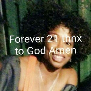 Meet your Posher, Stella